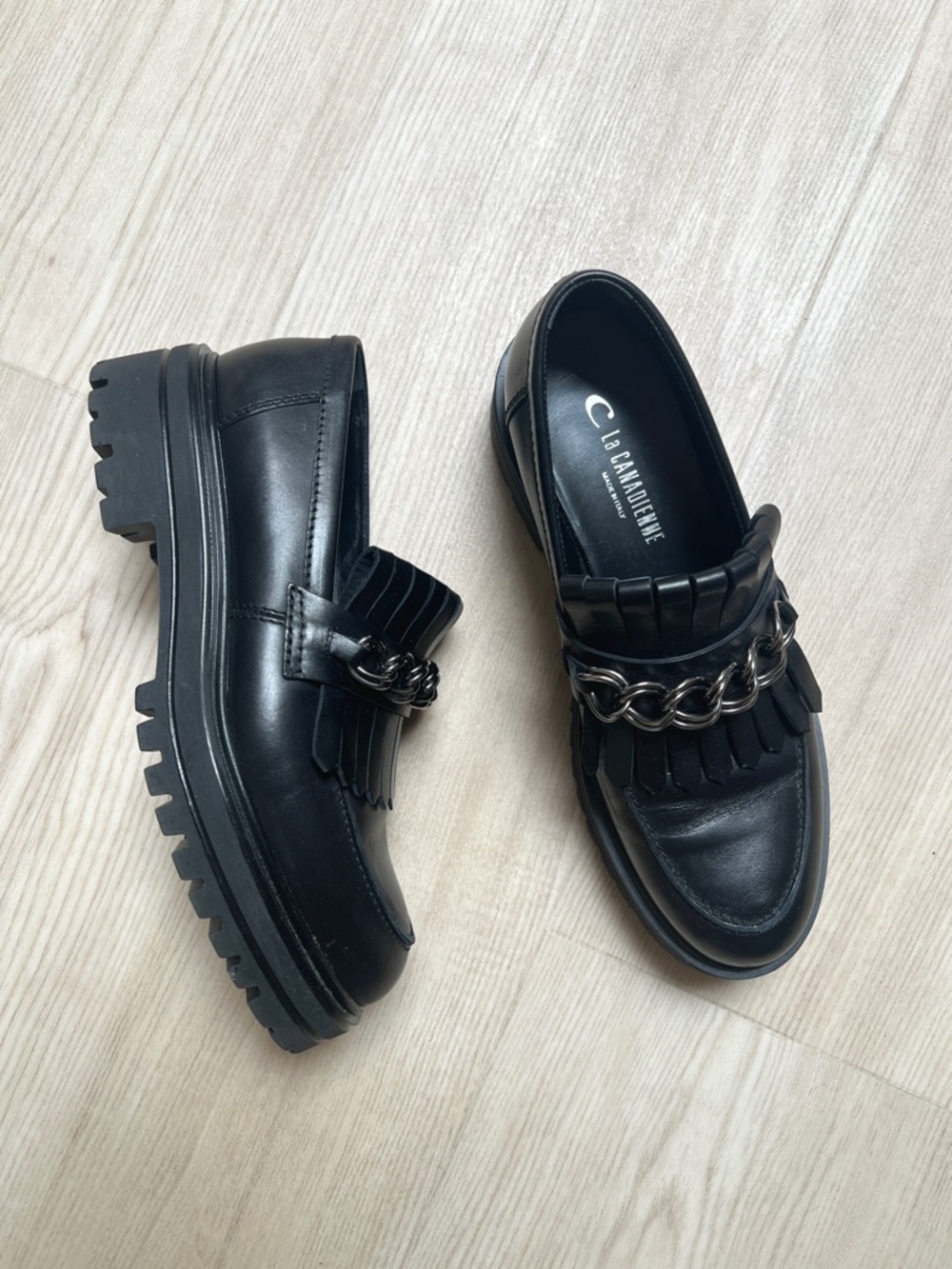 LA CANADIENNE black chunky lug sole chain loafers / size 39